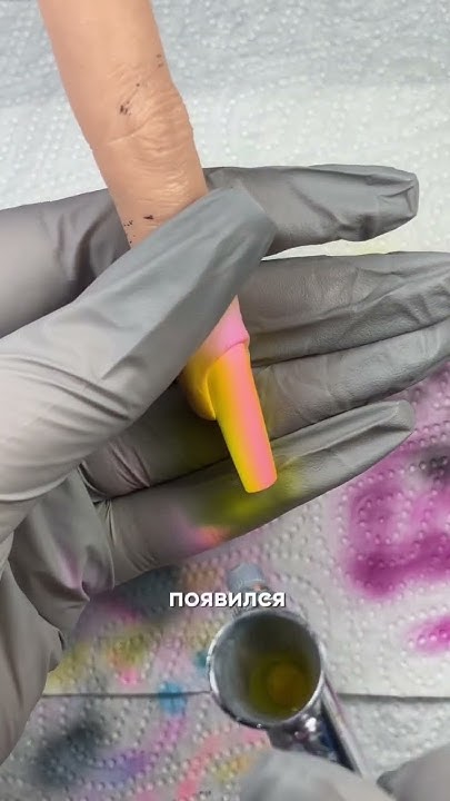 Помните: перед нанесением краски нужно забафить ноготь (да с гель-лаком ...