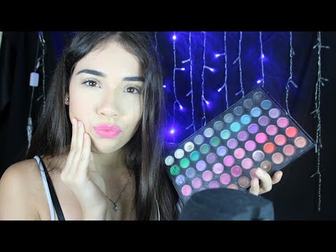 ASMR 🎄 ROLEPLAY MAKEUP YOU FOR CHRISTMAS 🎅Maquiando a irmã para o Natal - Soft spoken , whisper
