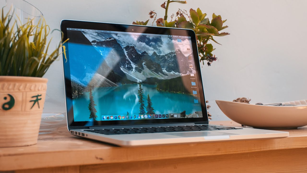 New Update  Should you still buy a 2013 MacBook Pro in 2020?  A VERY Long term review!