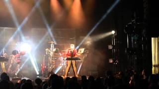 Chromeo - Fall Back 2 U (Apollo Theater 6.4.15)