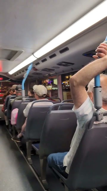getting-the-bus-in-las-vegas-strip-is-cool-youtube