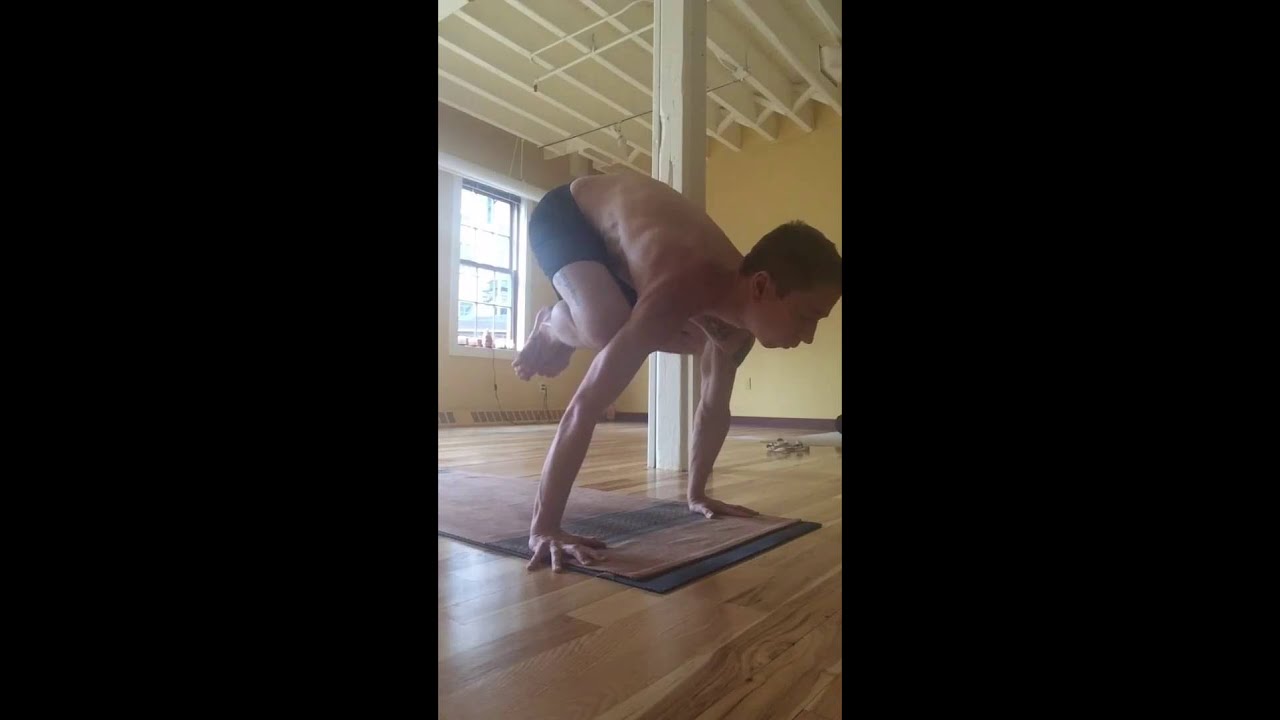 ashtanga mysore Bakasana A/B - Crane Pose / Crow Pose