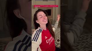 Anne Hathaway Singing North London Forever 
