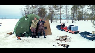 Леска Трещит От Этих Горбачей! / Живем На Болоте В Палатке / Окуня Кишит В Озере! / Часть 2