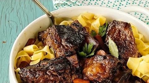 How to Make Braised Short Ribs with Egg Noodles | ...