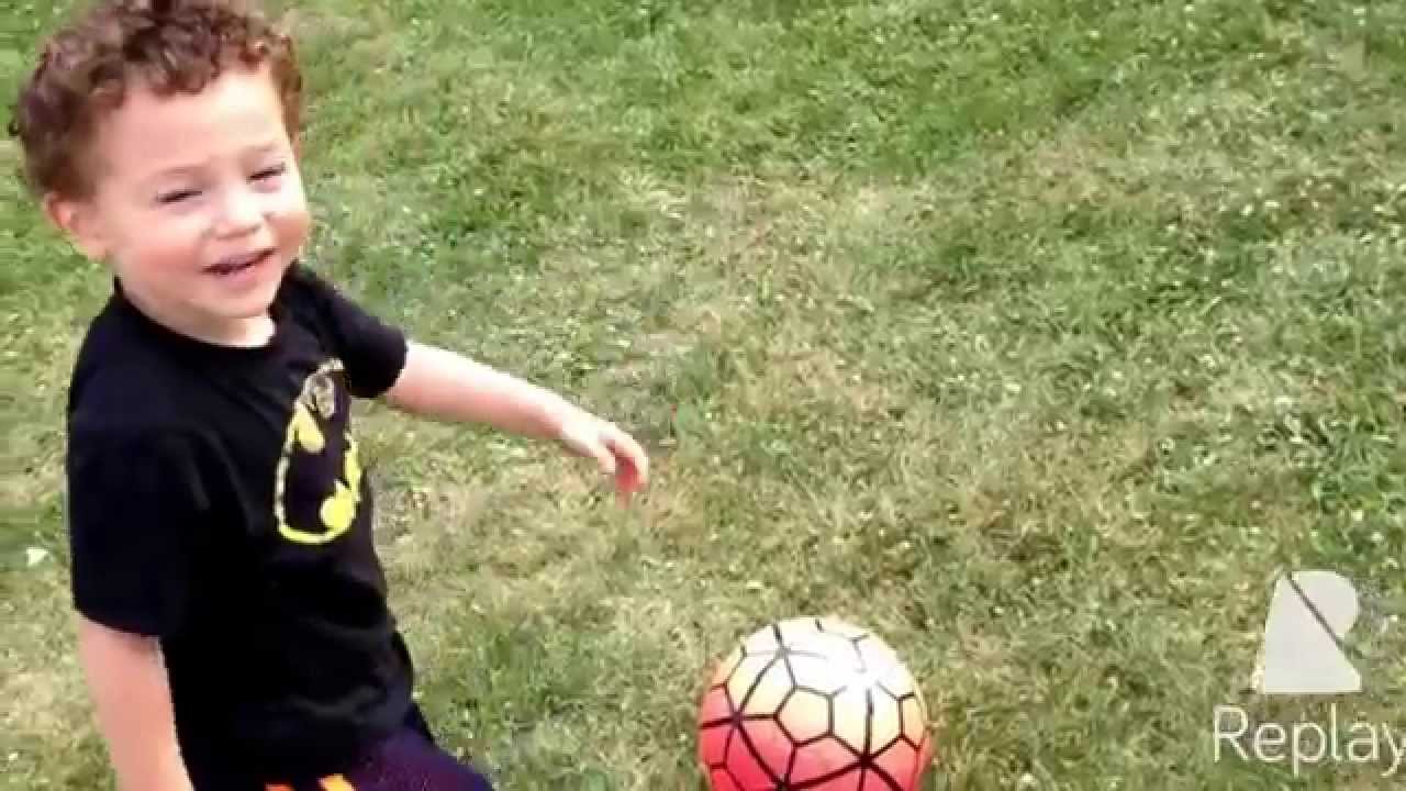 Kids soccer Ryan- Yanis & Elias Khalid - YouTube