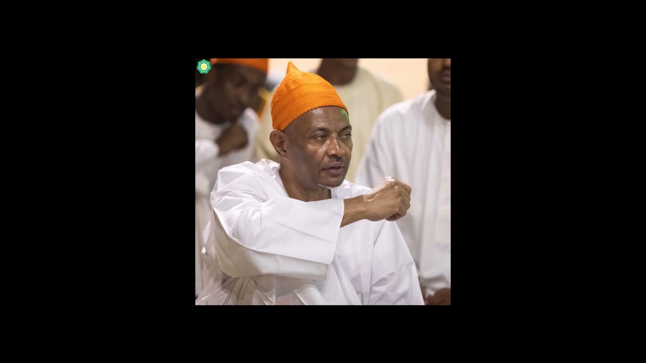 يُسْتَقَى غَيْثُهَا وَيُسْقَى الرِّعَاءُ . محمد كمال . طبقة