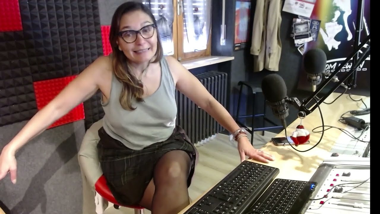 Simona non solo radio porn