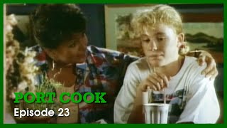 Port Cook : Épisode 23 - Vince Martin - Peter Malloch - Série TV Comédie drama (PM)