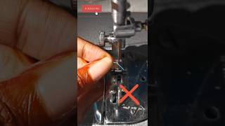 Fastest way to thread a needle 😍🧵 #Shorts#SewingTips #NeedleThreading #SewingHack #TailoringTips