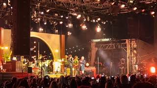 Sombr and Sam Smith “I’m Not The Only One”, Rooftop at Pier 17, NYC 10/9/25