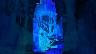Grogu using the force to make shadow puppets #shorts #disneyland #batuu #starwars #themandalorian