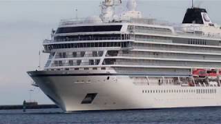 4K Erstanlauf Des Kreuzfahrtschiffes Viking Jupiter In Warnemünde