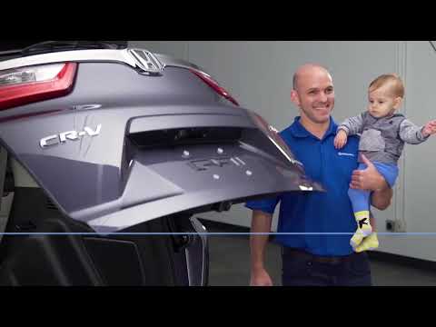 2018-honda-cr-v-walkaround-lift-gate