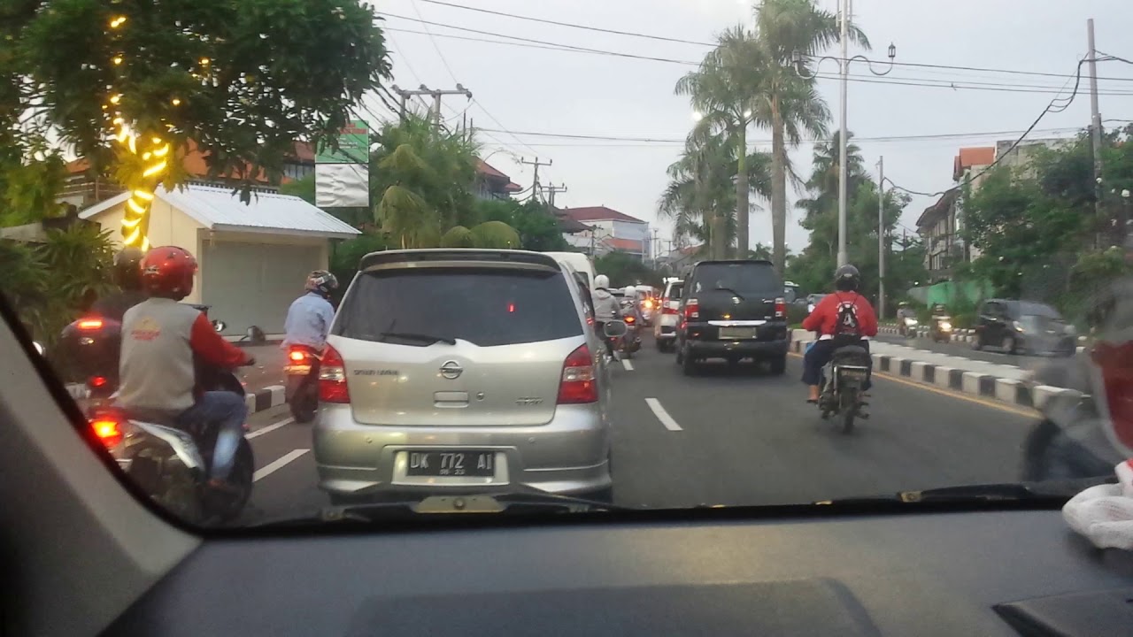 Crazy Bali traffic