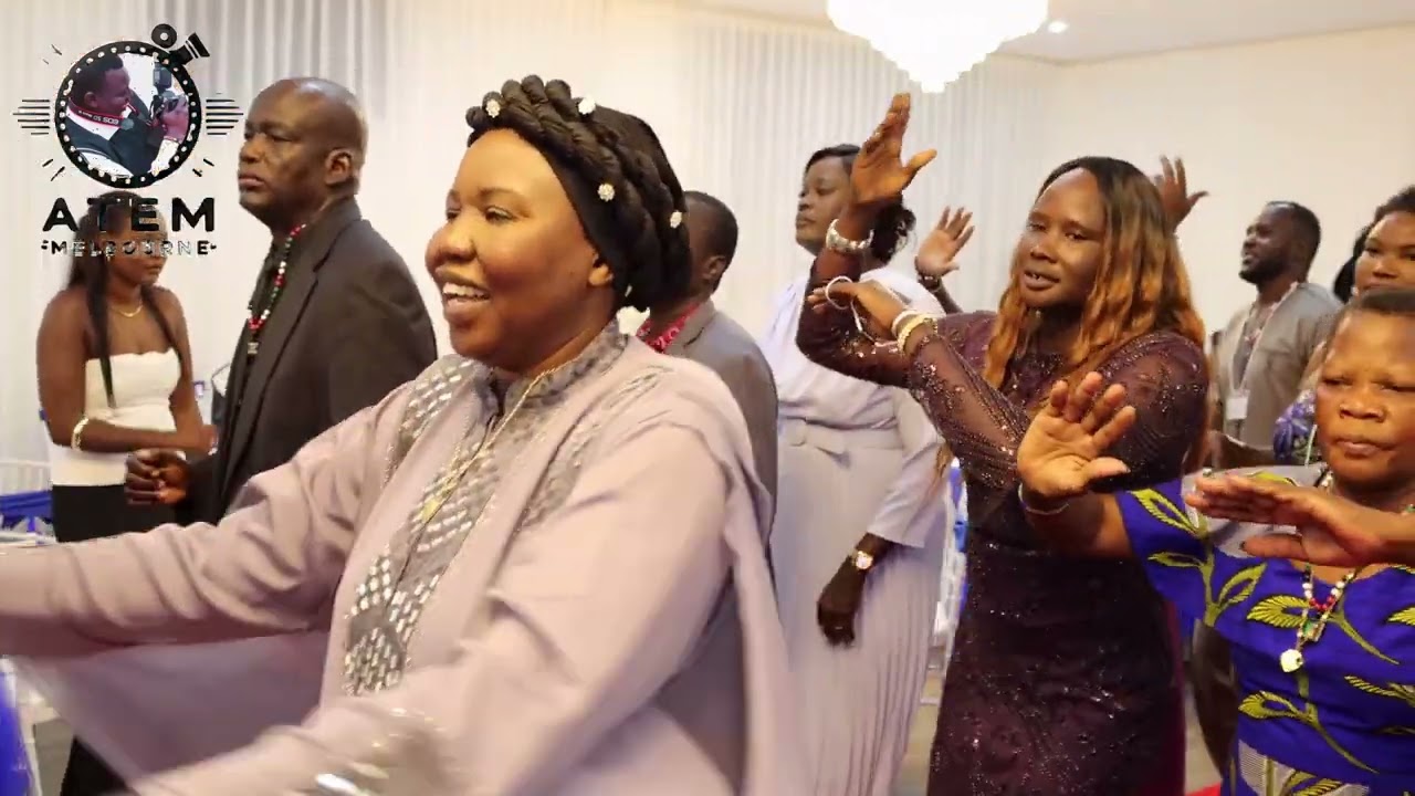 Luncjang's Women Uniform Logo Lunch