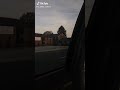 خليتني انام و اقوم اقول بحبك 