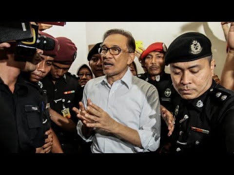 PANAS! PDRM JEMPUT ANWAR IBRAHIM MENGHADAP DI BALAI POLIS ...