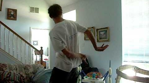 Poi Lesson: Reverse Behind the Back 5 Beat Weave