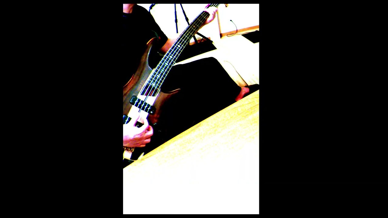 山本潤子 鍵があわない BassPlayalong - YouTube