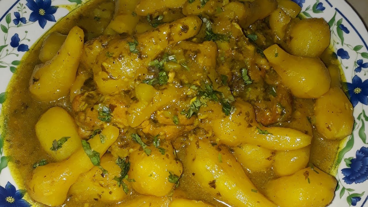 بطاطة قصبية على الطريقة الفاسية👍🏻 و  المكور مشرمل🌷