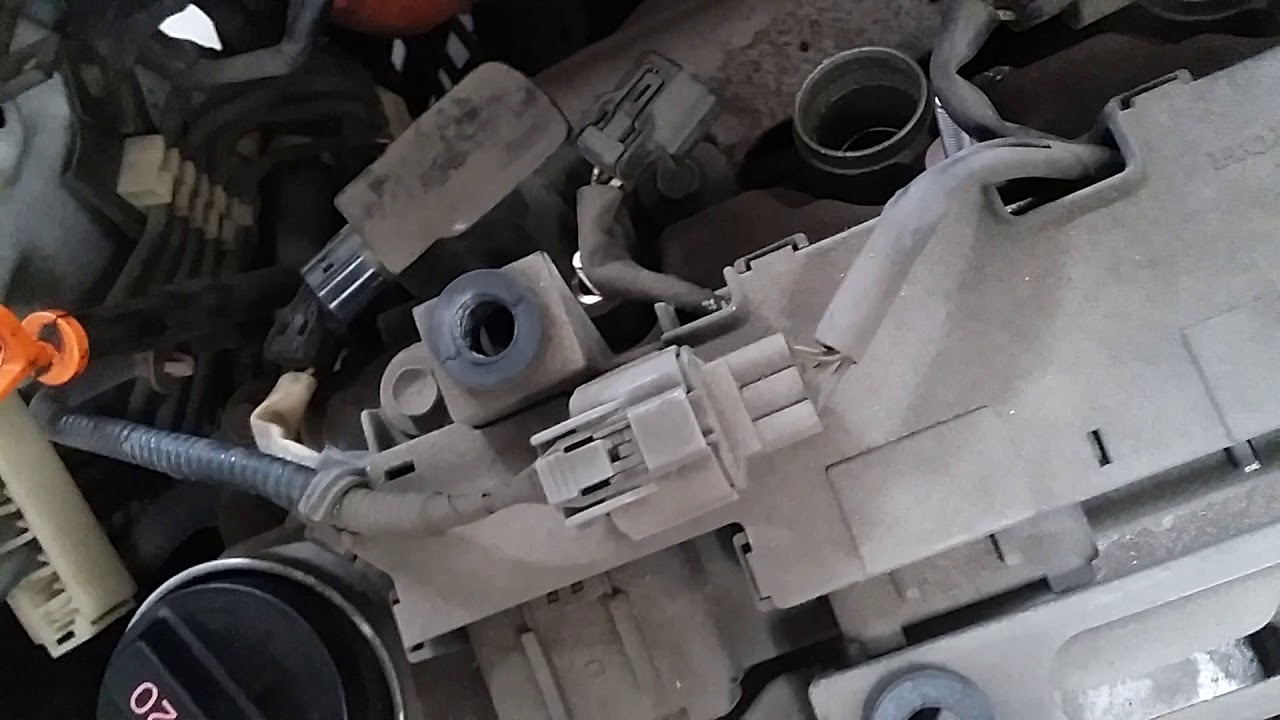 03~05 Honda Civic Hybrid / Spark Plug Replacement (NGK Iridium) - YouTube