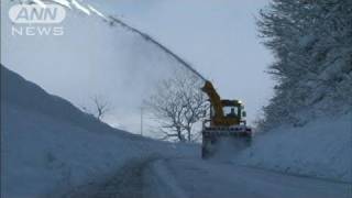 クリスマス寒波で今季一番の大雪と寒さに（11/12/24）