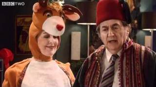 Such Christmas Fun! - Miranda, Series 2 Episode 6 - BBC