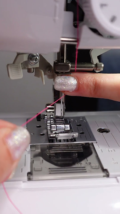 How to thread your sewing machine  #sewingforbeginner #sewingtutorial #learntosew #howtosew ￼