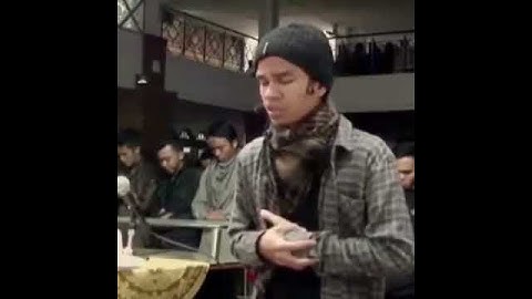 سورة الرحمن بصوت شجي بارك الله في قارئها و مستمعها .