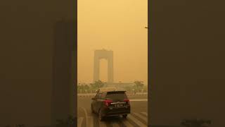 Kabut Asap Karhutla Palangka Raya Kalteng | Udara Menguning Berbahaya