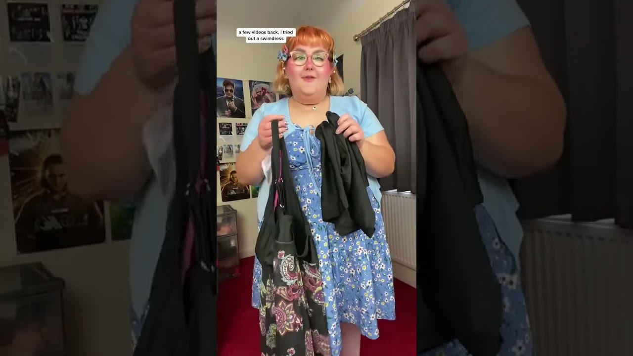 TRYING ON SWIMWEAR FROM ROSEGAL 