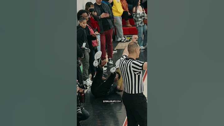 LeBron was dying at this Bryce James poster attempt 😂😂