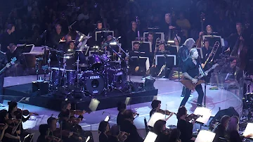 Metallica & SF Symphony - No Leaf Clover @ S&M2