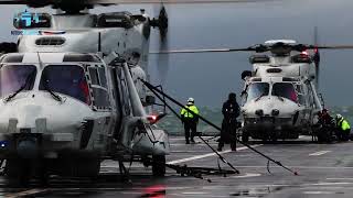 Zr.Ms. Karel Doorman met NH90 helikopters in de FOST-area