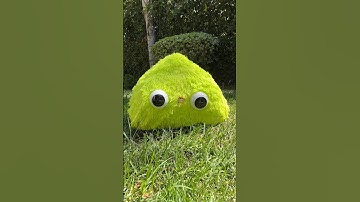 Giant Hairy Blob 👁️ 👄 👁️