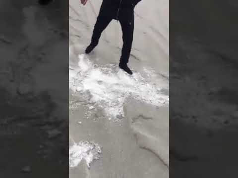 Чорний сніг у Бурштині