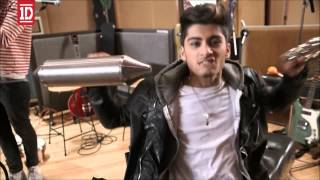 Famous Zayn Malik Dancing With His Maraca! Wealth