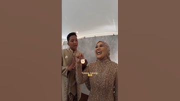 Sesi foto di akhir resepsi pernikahan sebelum penganti berganti baju #brideassistant #wedding