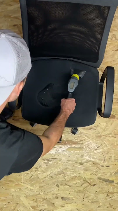 Cleaning IKEA Markus Chair with Kärcher Puzzi 10/1 #ikea #ikeachairs #markus #kärcher #cleanwithme