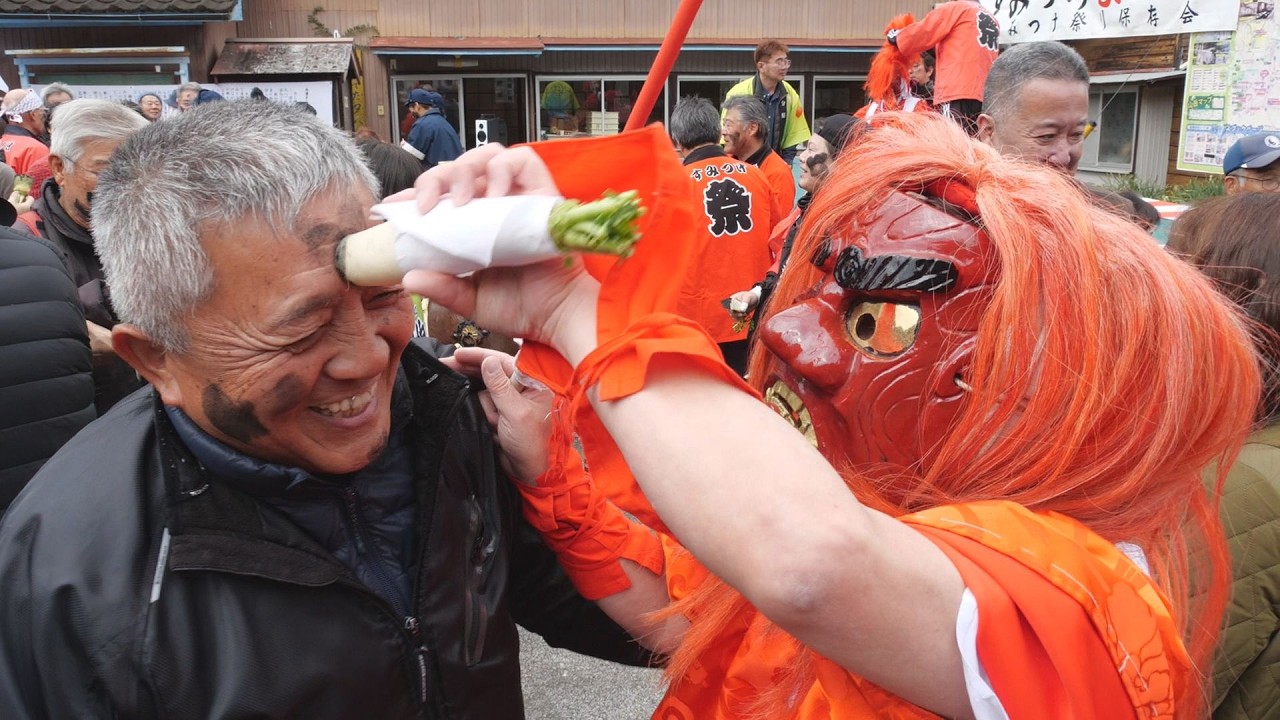 顔を真っ黒に！笑顔広がる木浦すみつけ祭り