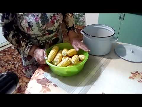 Варим замороженную кукурузу