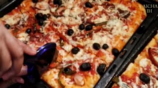 طريقة عمل بيتزا مثل المطاعم_بيتزا عائلية_بدون لحوم _بدون طون بصلصة حمراء