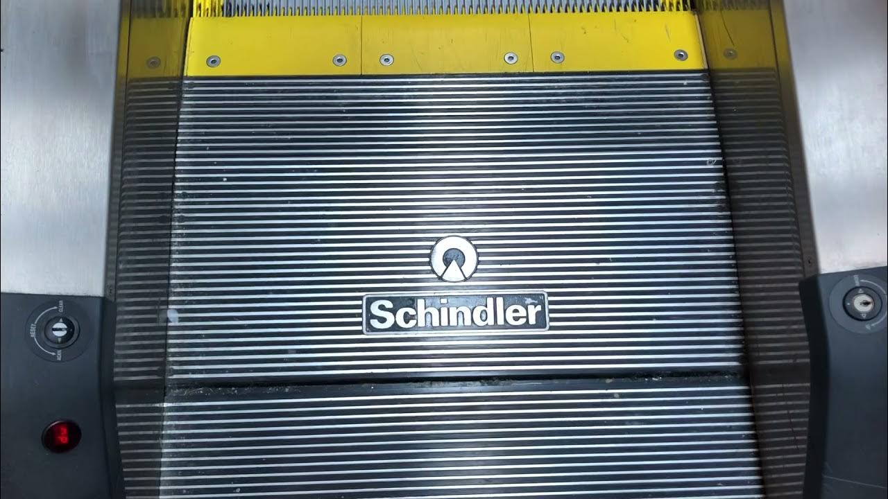 Schindler SingleFile Escalators At Crate & Barrel Kenwood Collection