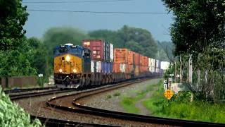 Huge Csx Intermodal Train Wastbound 4K Uhd