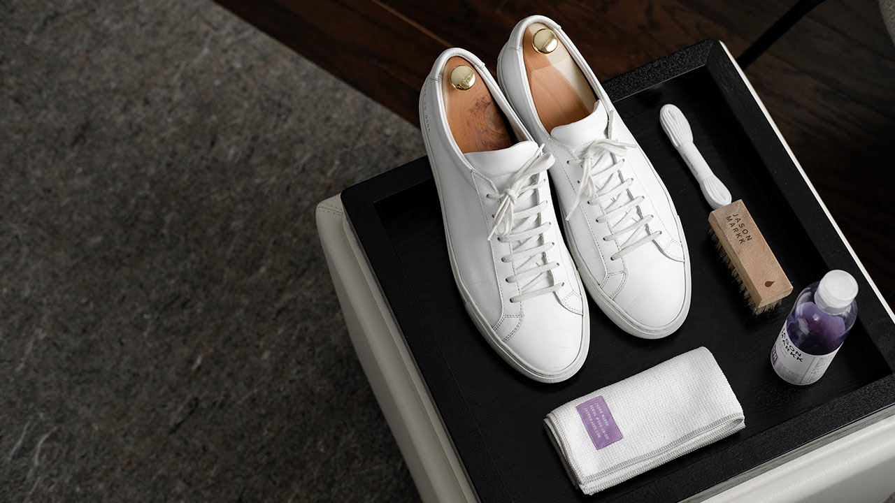 White Common Projects Decades Low | SVD
