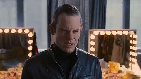 Bill Hader in Men In Black 3