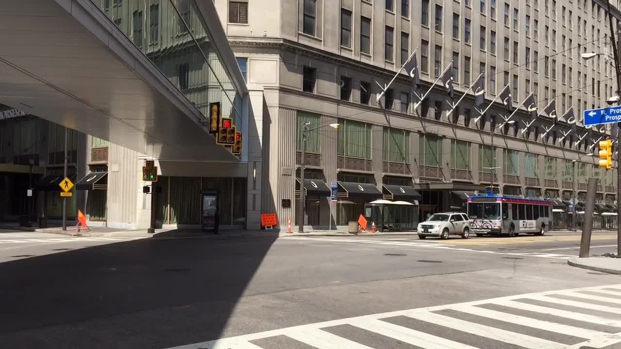 Man shot near Tilted Kilt in Downtown Cleveland - YouTube