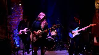 Live @VROB Large - Born to be wild