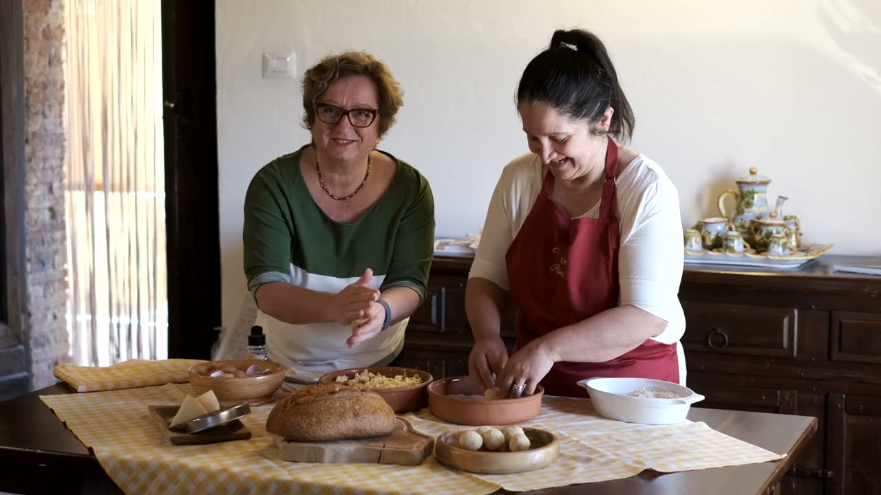 Pallotte Cacio e Ovo - ricetta tipica abruzzese (presentata da Paola dell`azienda Ciavolich)